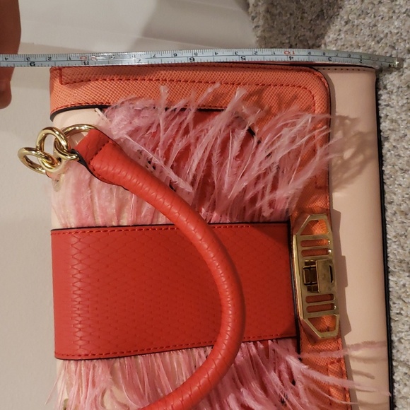 Aldo Chic Feather Bag - Picture 8 of 8
